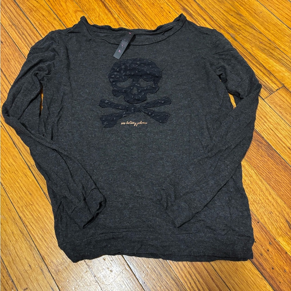 Betsy Johnson Long Sleeve Shirt w/ Skull